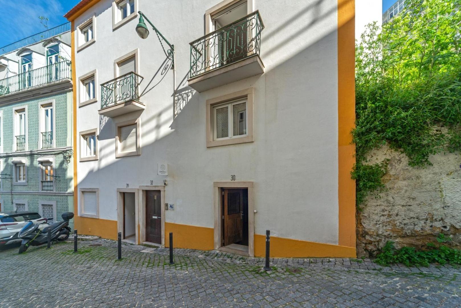 Apartamento Gorgeous Rooftop 2-bed With Beautiful View Lisboa